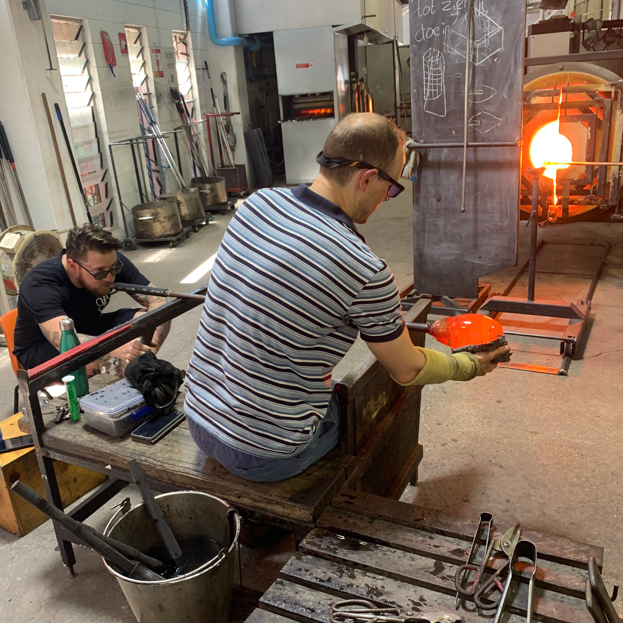 Flowing Round Glass Awards & Trophies | Australian Made