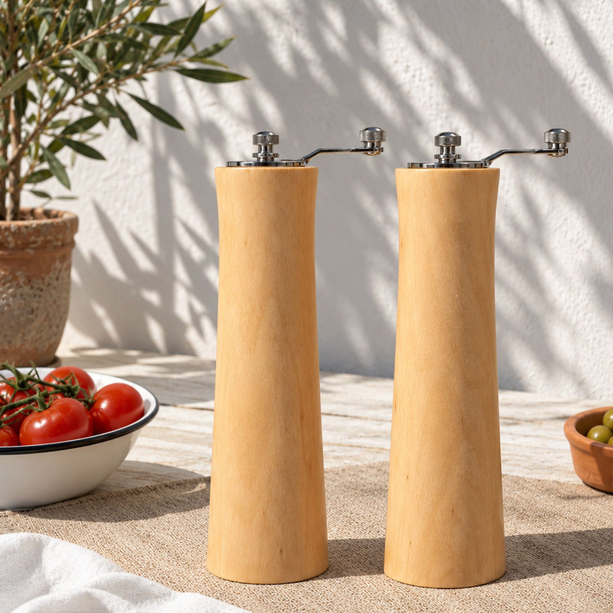 huon pine salt and pepper grinders handmade in Tasmania from Australian timber