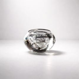 Ginkgo Biloba 4 – Hand Blown Glass Sculpture by Nicole Ayliffe
