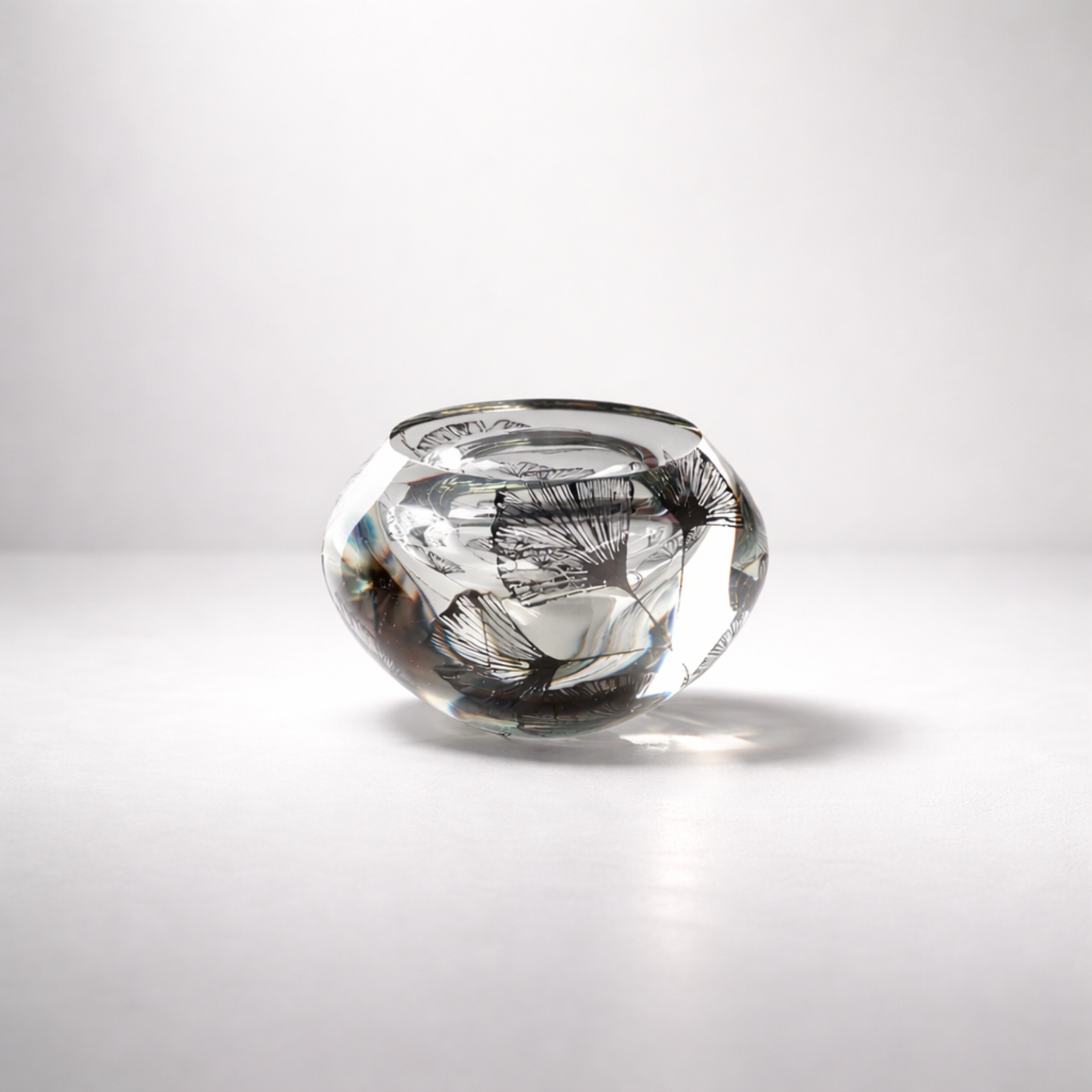 Ginkgo Biloba 4 – Hand Blown Glass Sculpture by Nicole Ayliffe