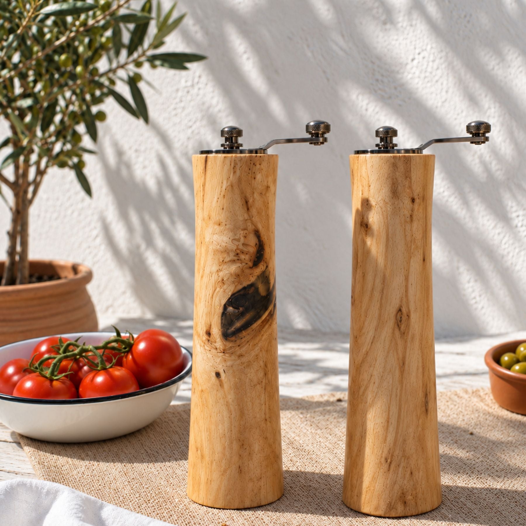 sassafras salt and pepper grinders handmade in Tasmania from Australian timber